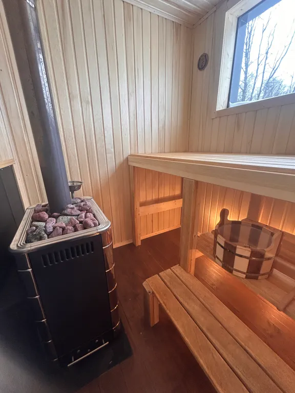 Баня на дровах с гостевым домиком