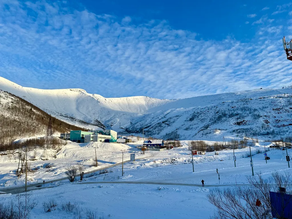 2-к Апартаменты возле горнолыжного склона Большой Вудъявр в Кировске