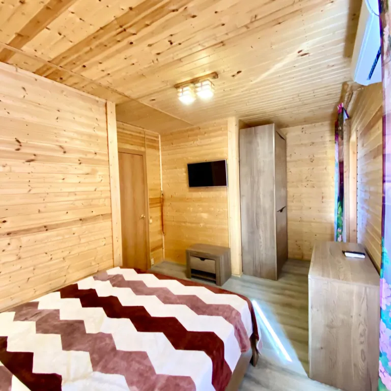 Коттедж Адмиральский домик на море — Солнечная Долина