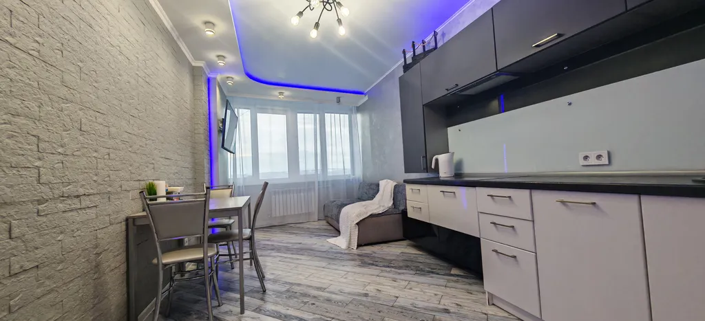 Красивая квартира с видом на реку