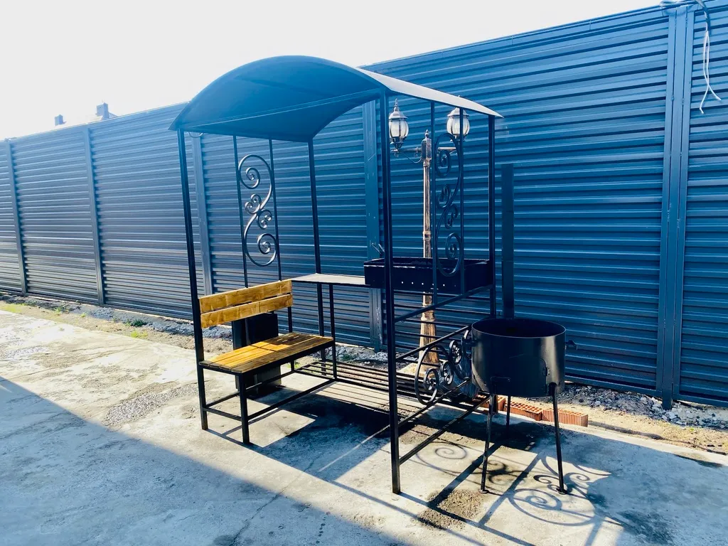 Современный коттедж в черте города