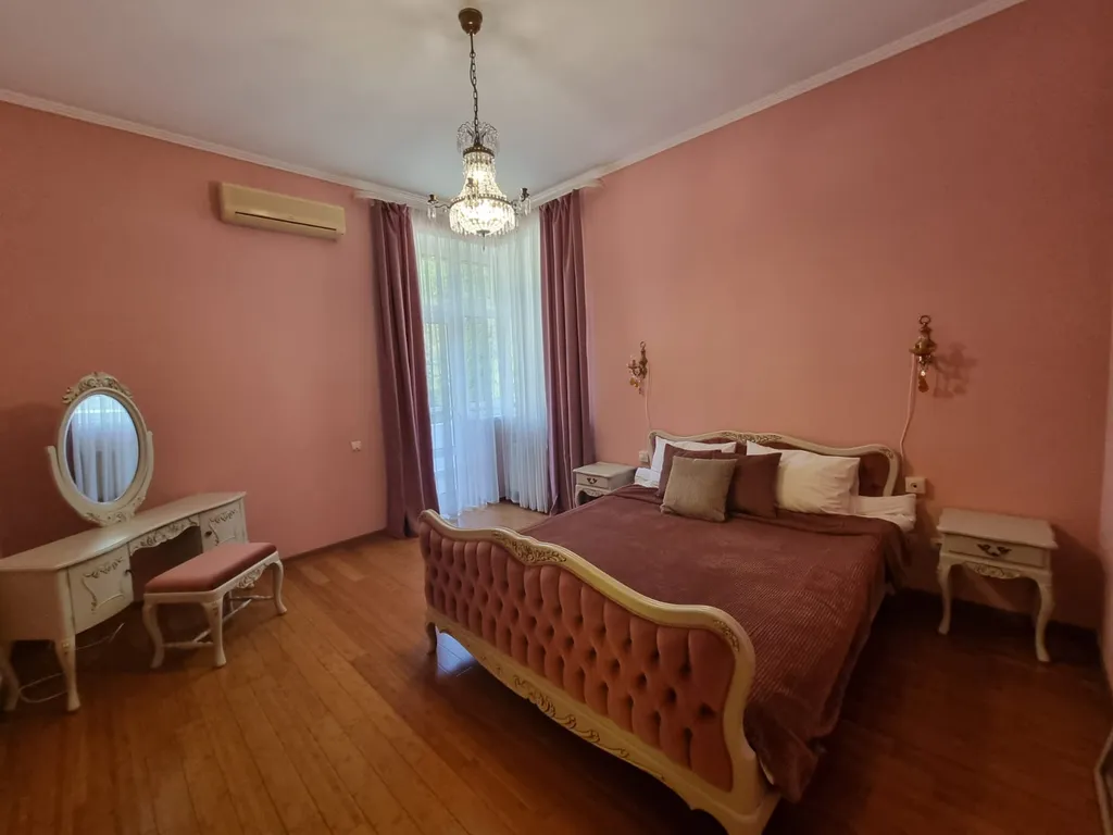 Вилла с открытым бассейном и видом на море