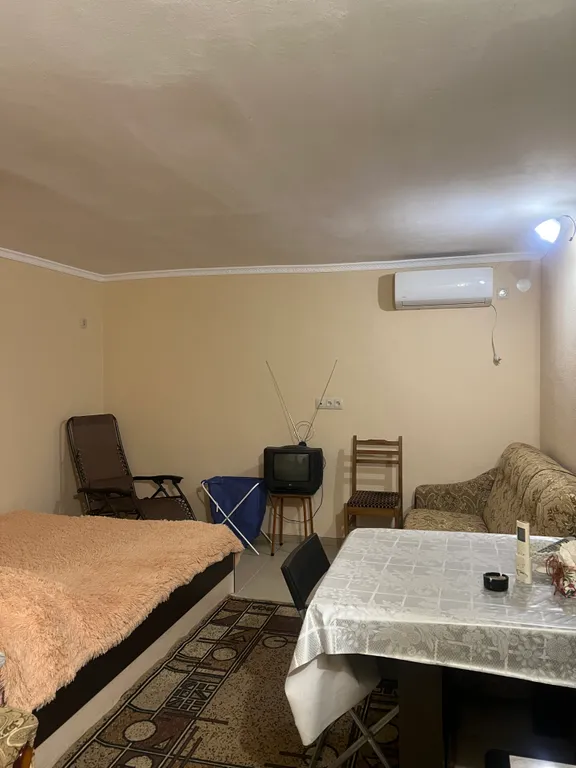 Коттедж Гостевой дом в центре — Сухум