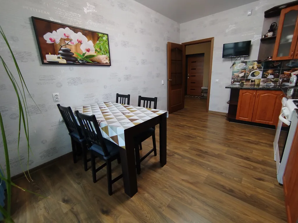 Уютная двух комнатная квартира со свежим ремонтом и всем необходимым