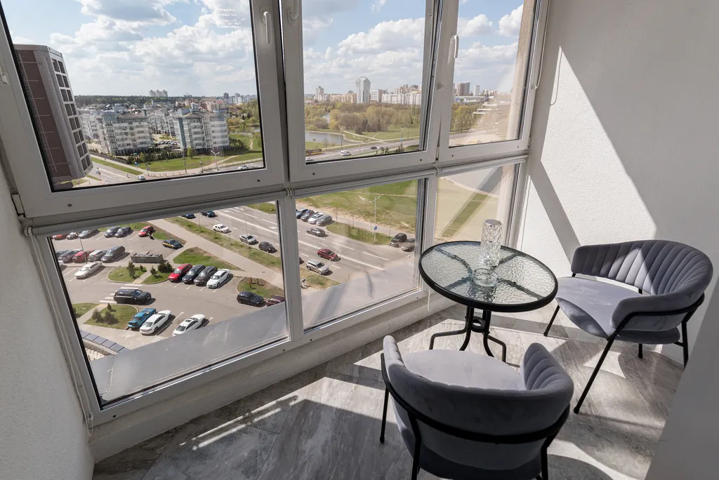 Апартаменты у Дана молл с видом на озеро