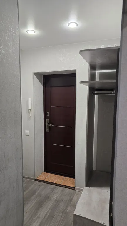 Квартира Квартира Уютная студия в центре городка нефтяников — Омск