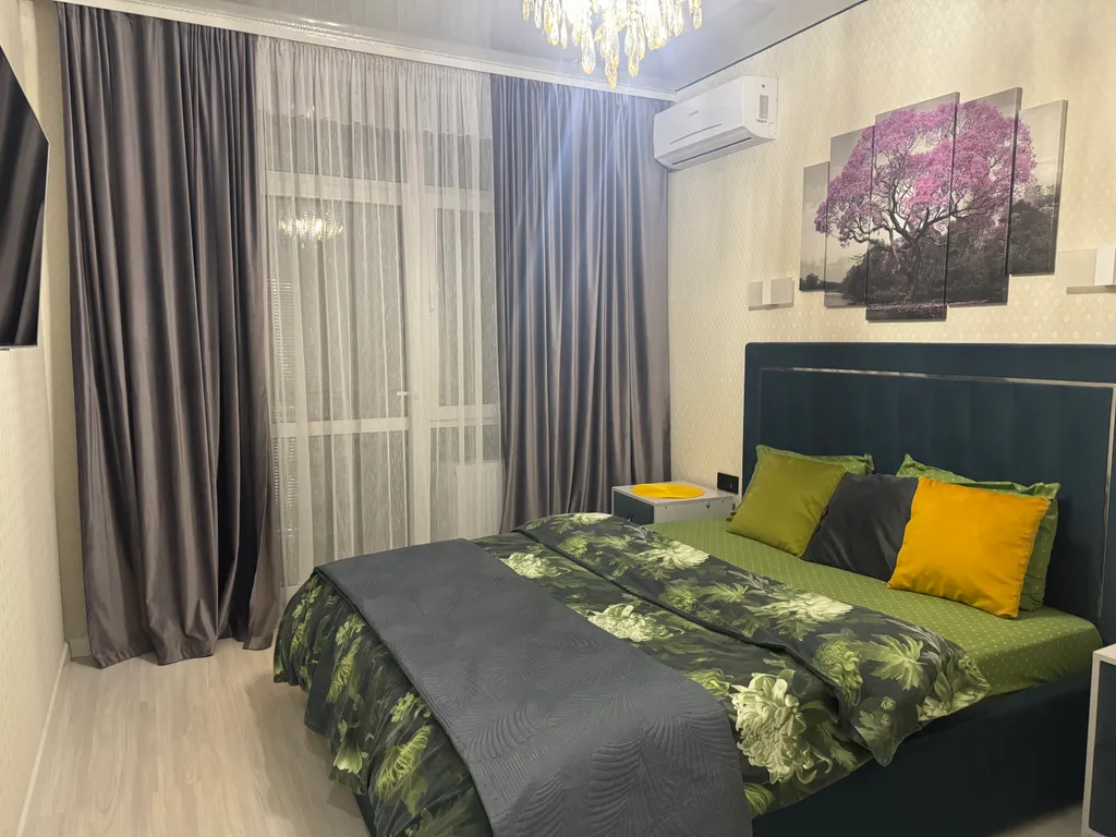 Квартира Апартаменты с панорамными окнами и видом на горы — Владикавказ