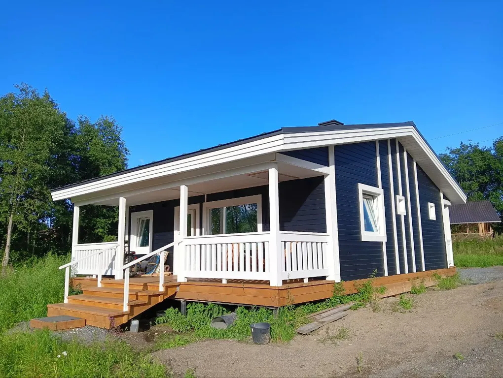 Дом с сауной и камином у леса в Карелии