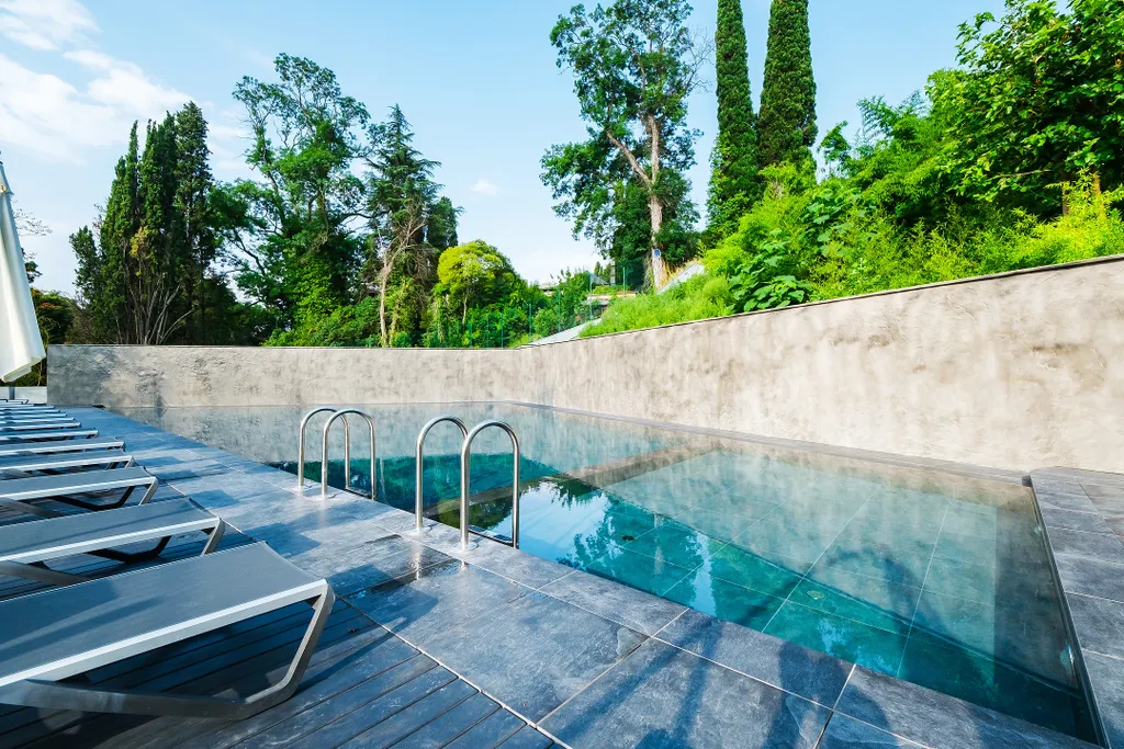 Апарты в 10 минутах от моря с бассейном