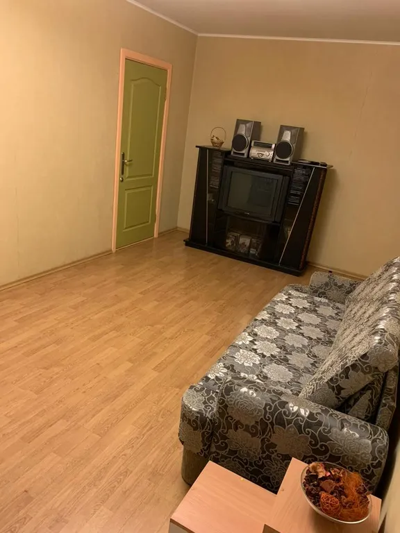 Трёхкомнатная квартира в микрорайоне Малиновка