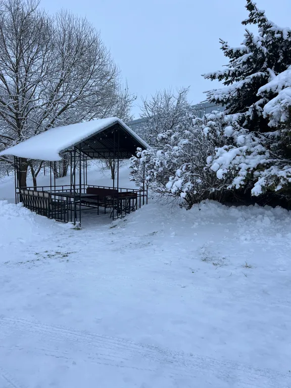 Домик у озера