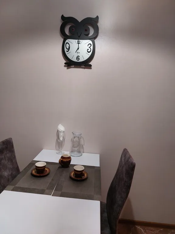 Уютная квартира с панорамными окнами в пол и красивым видом на парк