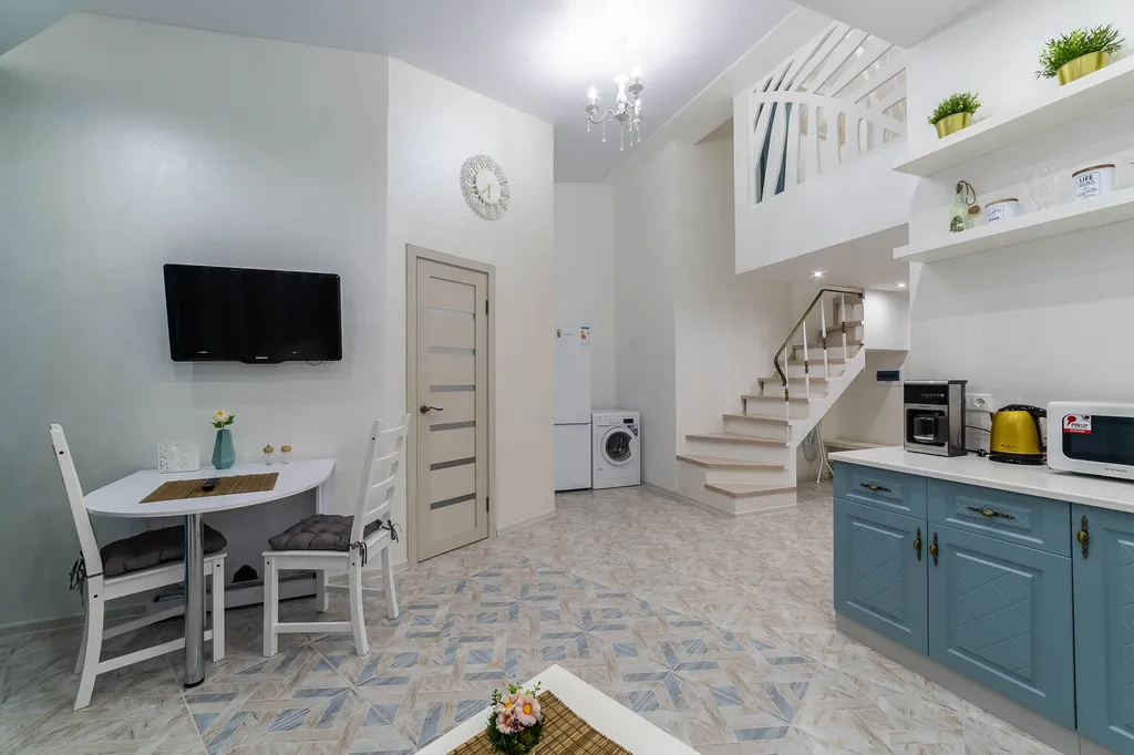 Двухуровневая квартира с видом на море и горы