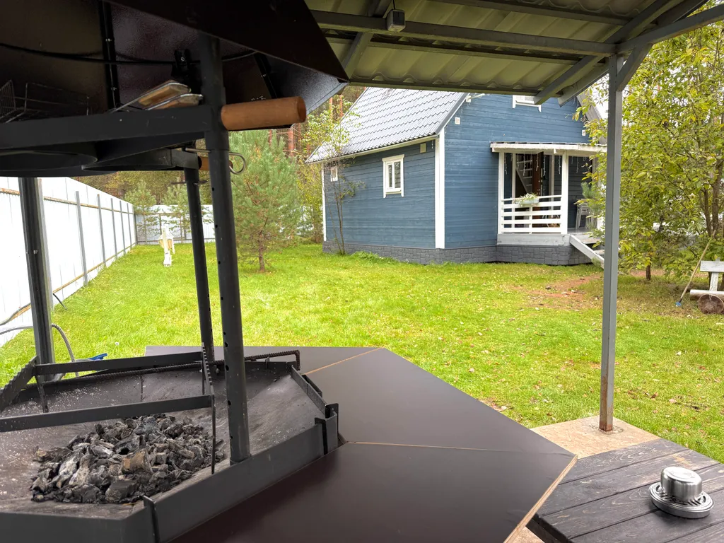 Коттедж Уютный домик в сосновом лесу — Кириши