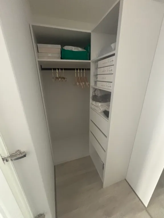 Эксклюзивная евродвушка с просторной террасой в самом сердце города