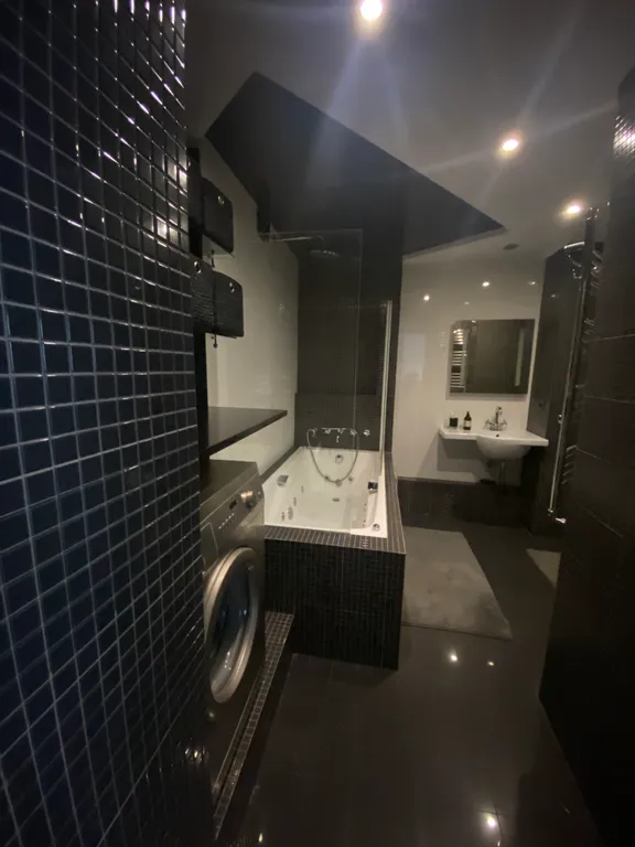 Уютная квартира с дизайнерским ремонтом в хорошем районе города