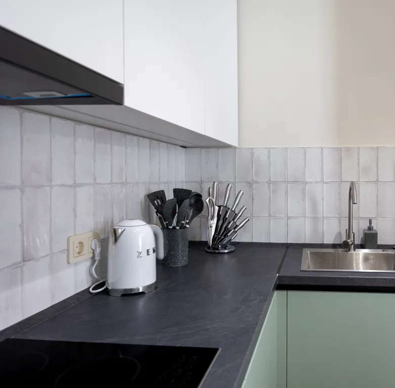 10 минут пешком до Старого Тбилиси