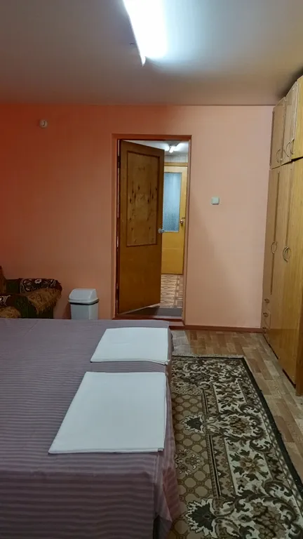 Номер-4х. Крутая, лестница - спортивной молодёжи. Парк Лога близко