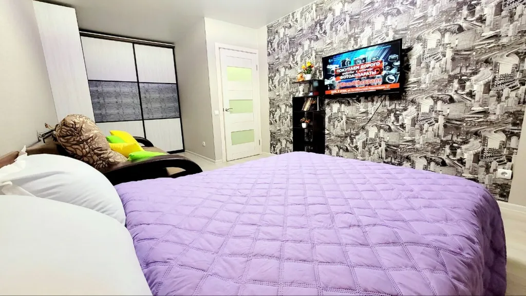 У Дворца Спорта Юбилейный