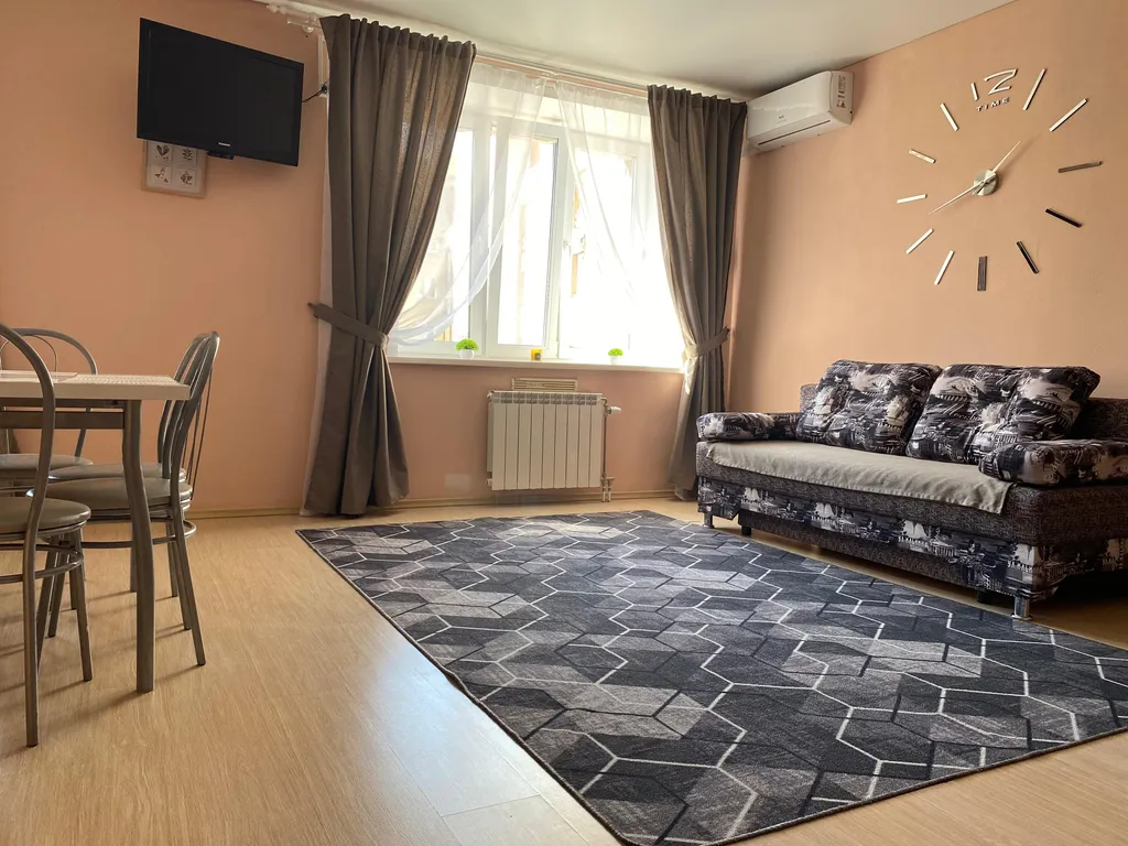 Квартира Квартира Студия у аэропорта — Омск