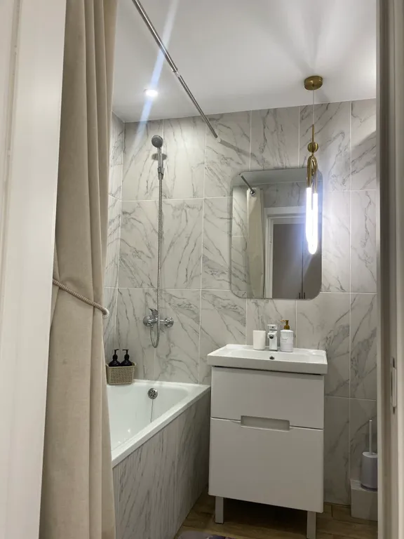 Нoвая квaртира возле ТЦ Мед