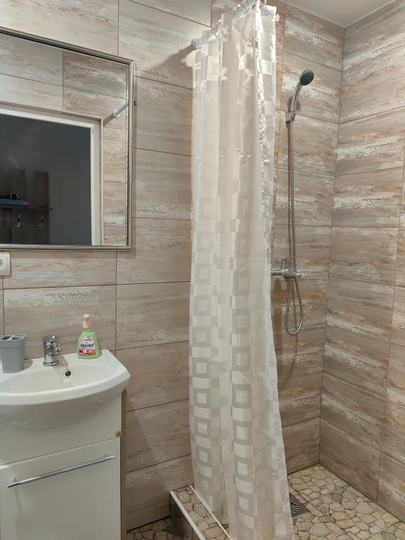 Уютный дом со всеми удобствами для большой компании у парка Теснины