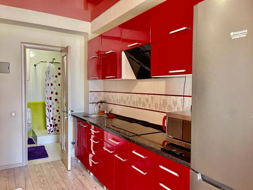 Уютная квартира на Вилле Дельмар с можевельником со стороны лоджии