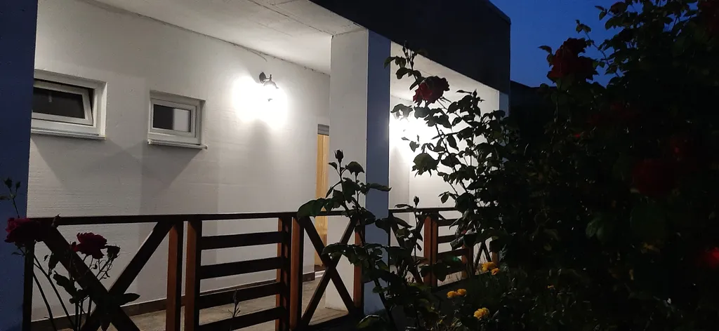 Коттедж Частный Дом — Кучугуры