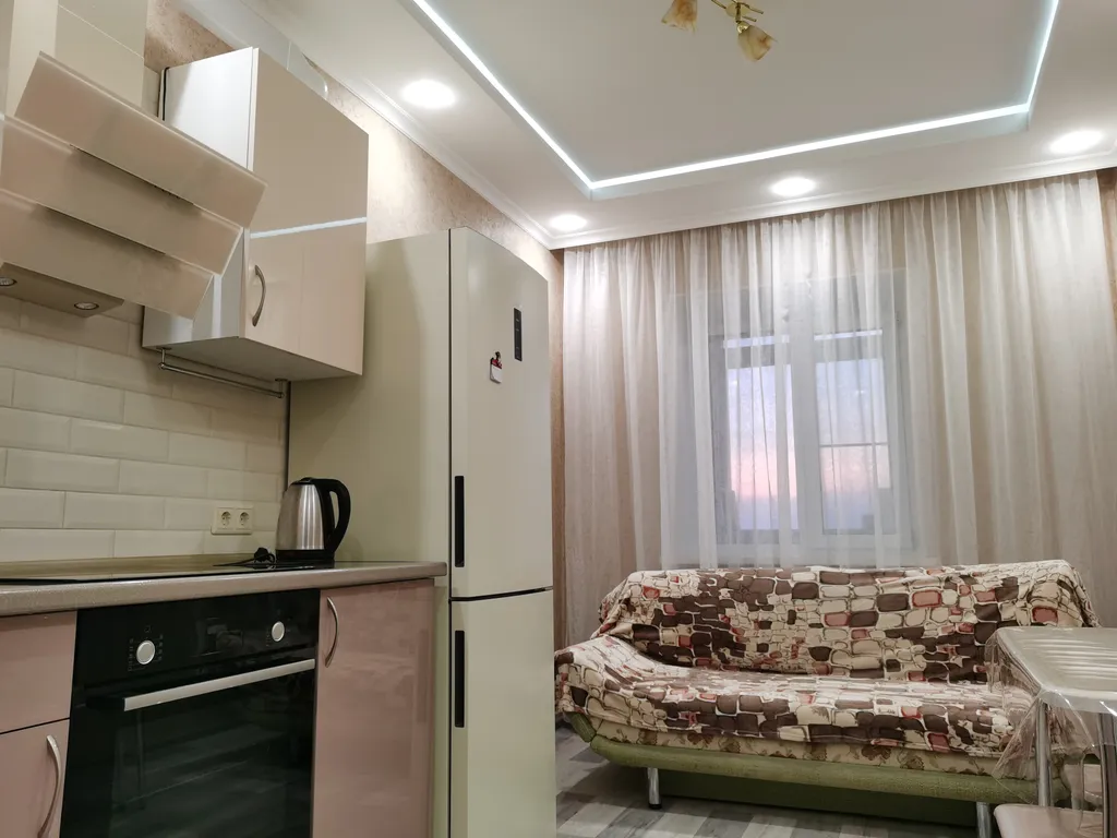 Квартира Квартира Просторная евродвушка в районе аэропорта — Хабаровск