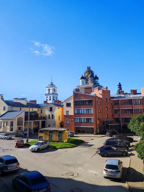 Однушка на Золотой Набережной