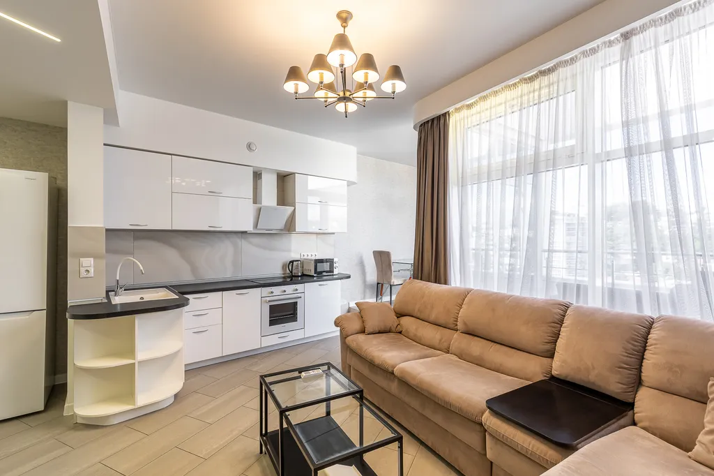 Апартамент с 2 спальнями и с 2 балконами