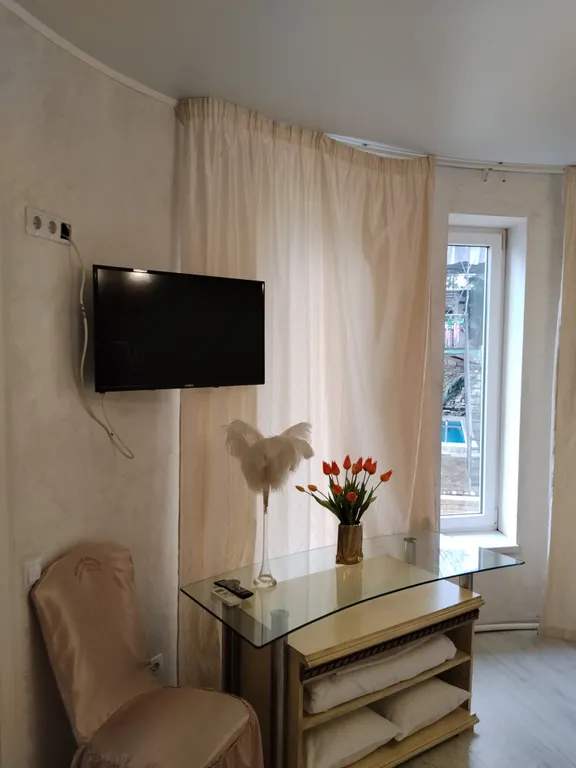 Дом замок с видом на море и горы