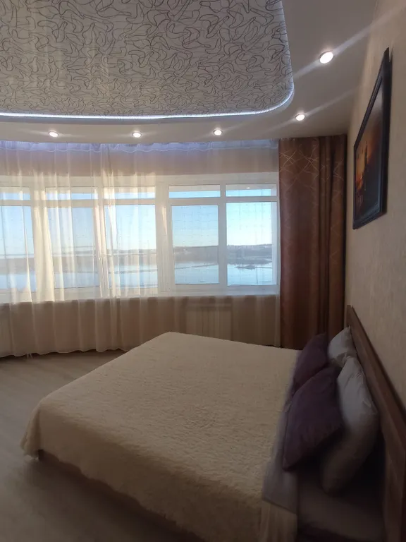 Просторная квартира с видом на Ангару