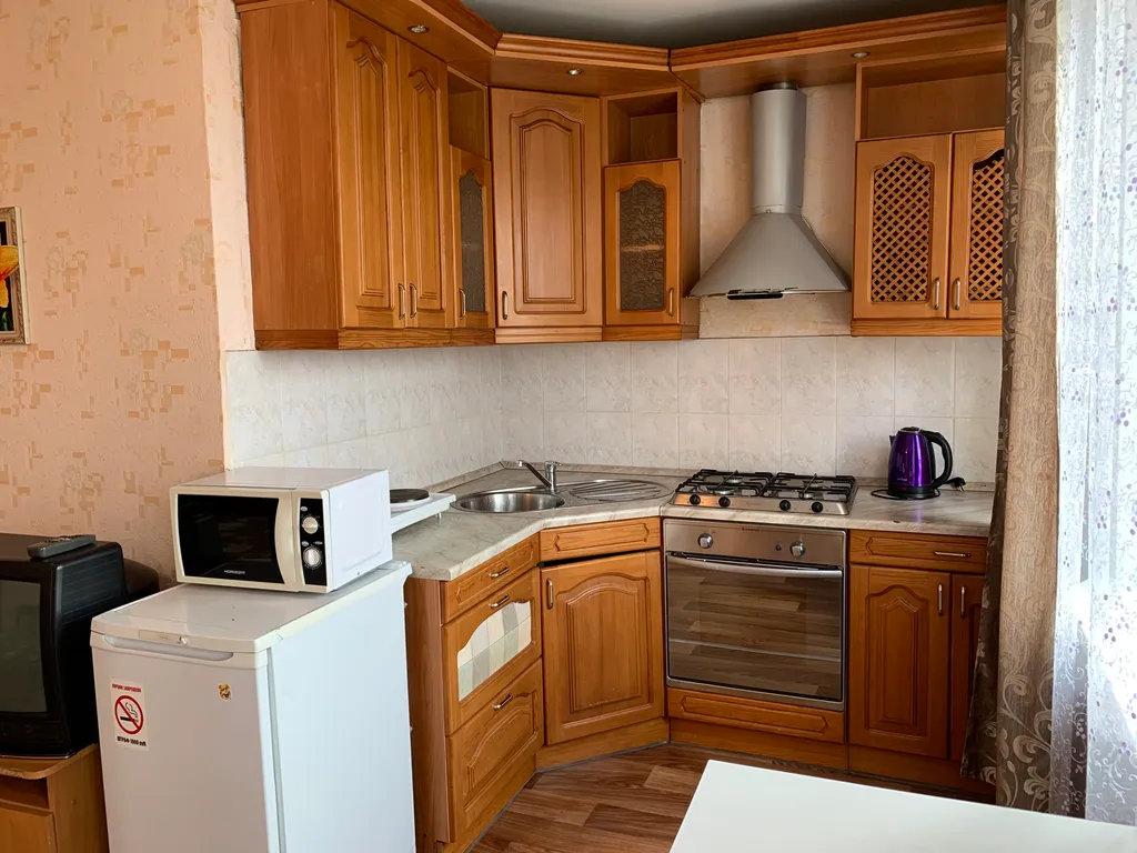 Квартира Двухкомнатная квартира вблизи Аэрокосмической академии — Красноярск