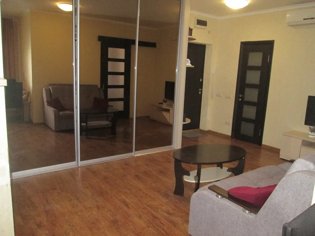 Уютная, чистая квартира возле парка и стадиона Галицкого