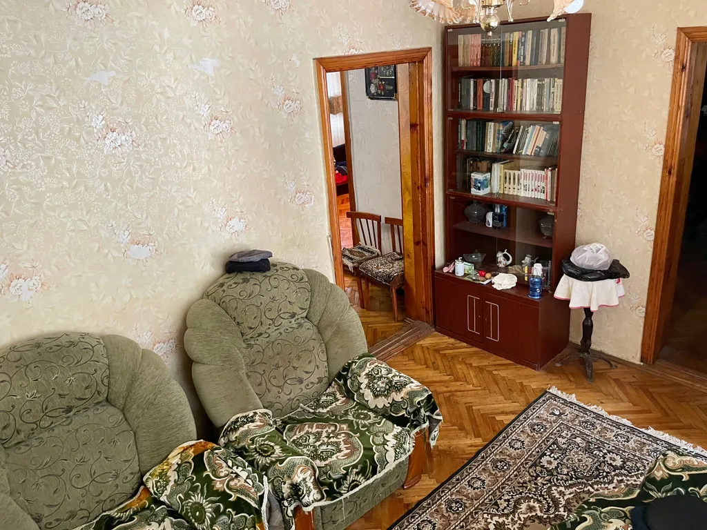 4-комнатный Дом