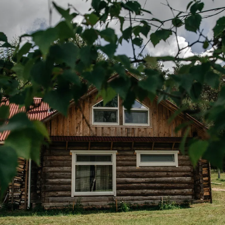 Изба Жигмонд - Архаичная Изба XIX века