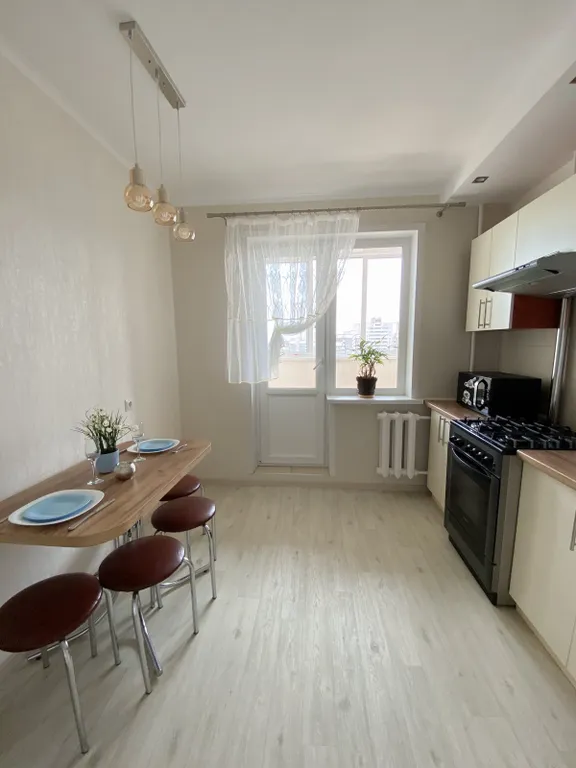 Двухкомнатная квартира рядом с Triniti