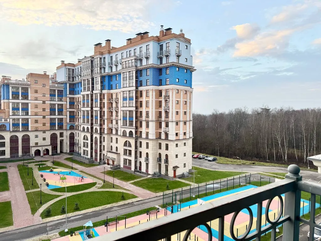 Двухкомнатная квартира с балконом в Лайково