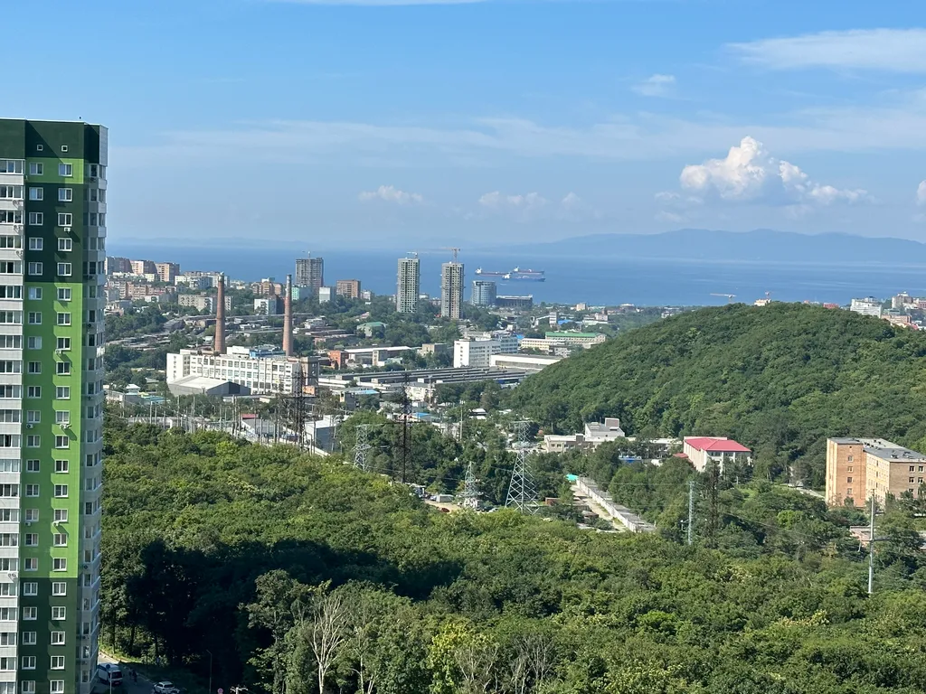 Новая квартира-студия с видом на море