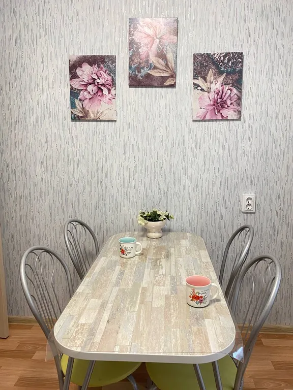 Апартаменты в Парковом, рядом ЧВВАКУШ