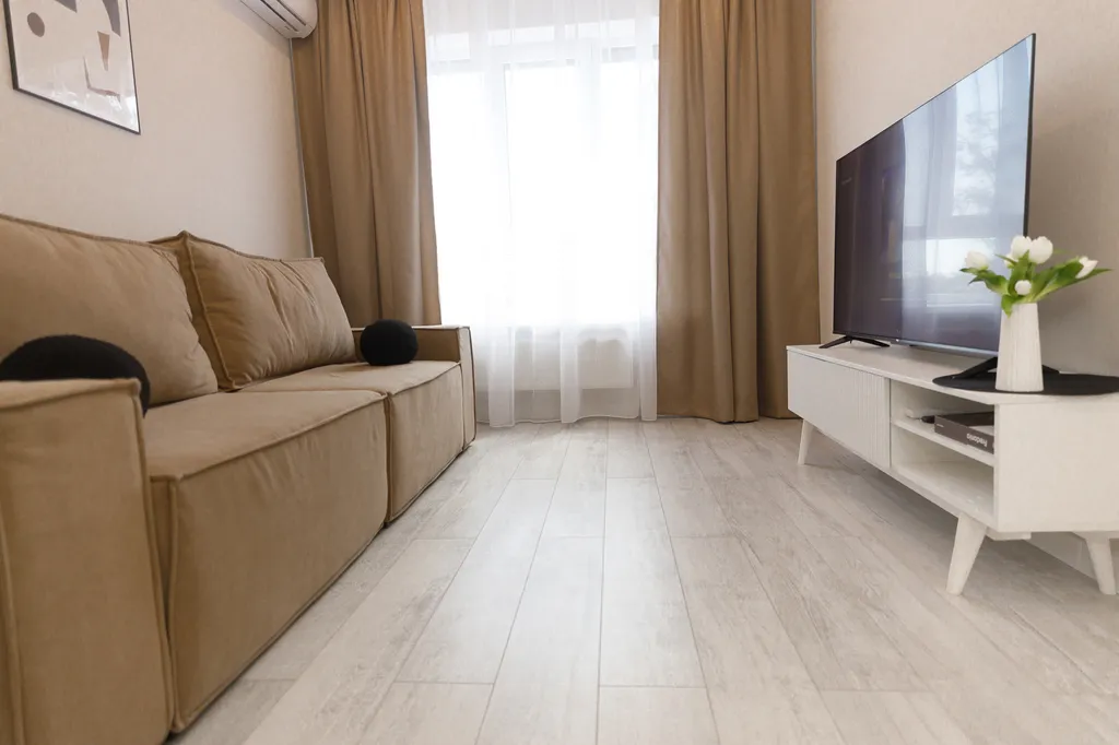 Стильная квартира в новостройке с видом на парк и море