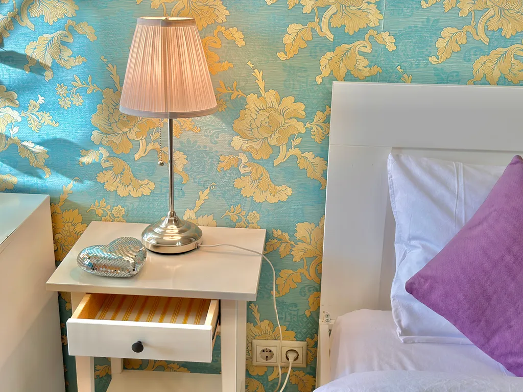 Евро 2-комнатная квартира с ярким интерьером