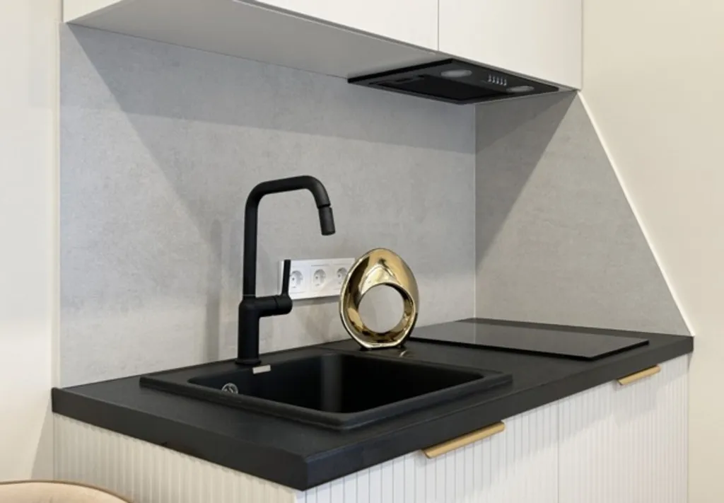 Квартира Квартира Дизaйнeрcкая студия рядом c ФГБУ НМИЦ CСХ имени А. H. Бакулевa — Новоивановское