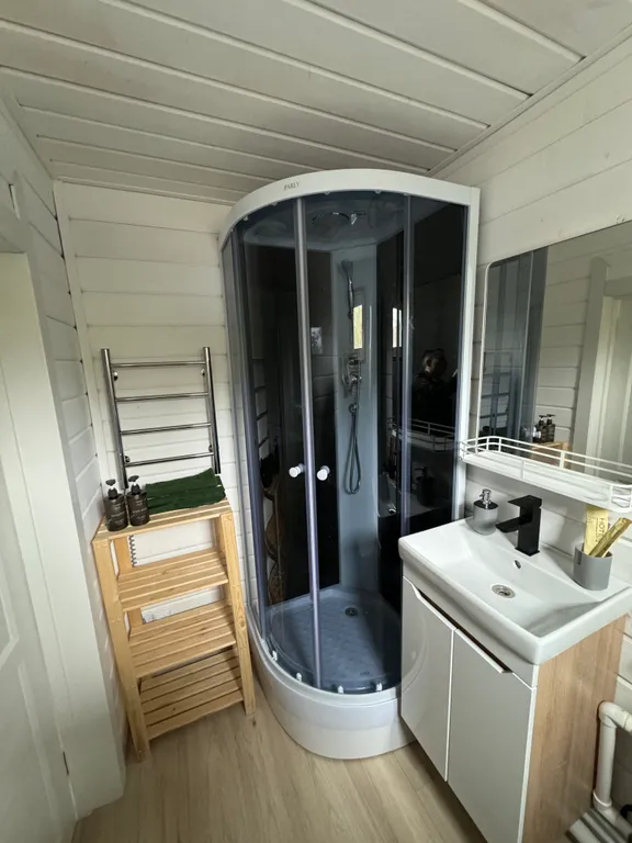 Коттедж Уютный домик барн хаус с сауной — Горный Щит