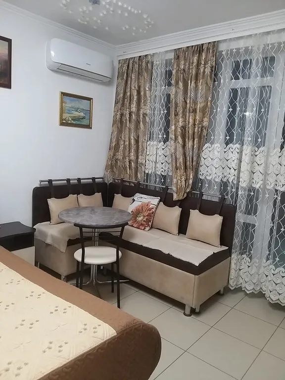 Апартаменты на 1 этаже с беседкой, отдельный вход