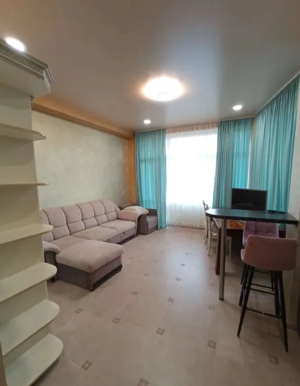 Квартира с балконом, Видом на водопад Учан-су и виноградники