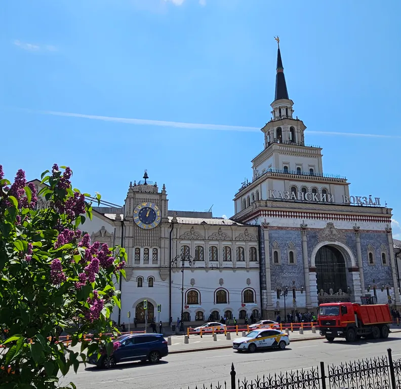 Квартира Квартира Красивая двушка в 3 минутах от 3 вокзалов и метро Комсомольская — Москва