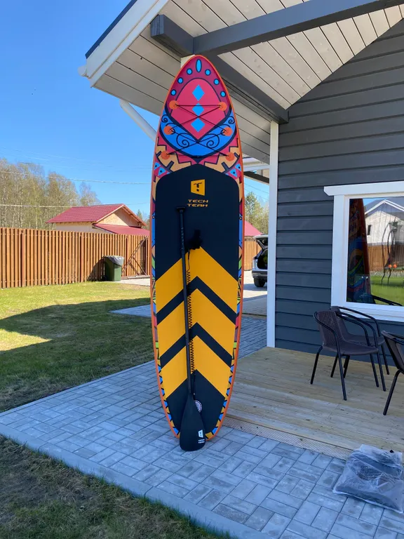 Уютный дом с бассейном на природе