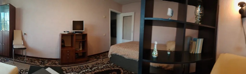 Квартира в спальном районе удобна для семьи или командировки